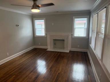 Main picture of 305 Sylvania Ave