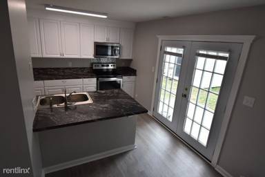 Main picture of 630 S Main St