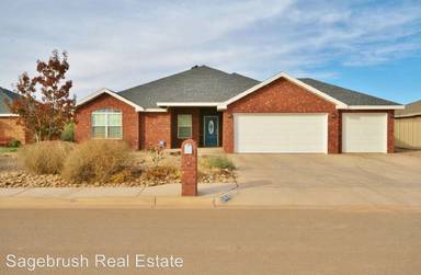 Main picture of 3916 Woodlark Rd