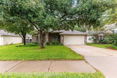 Main picture of 2116 Bent Tree Ct