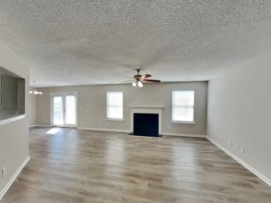 Main picture of 3503 Devon Chase Rd