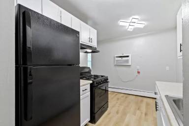 Main picture of Pangea Courts