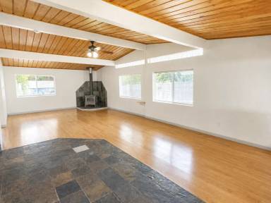 Main picture of 3070 NW Paul Benjamin Rd
