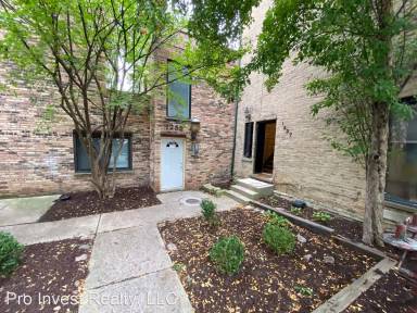 Main picture of 1257 W Belden Ave