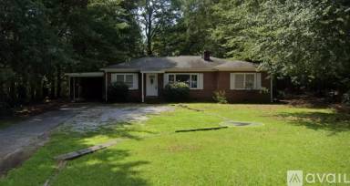 Main picture of 1810 Maple St