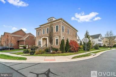 Main picture of 23020 Olympia Dr