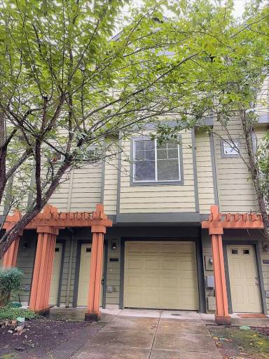 Main picture of 606 SW Dillan Dr