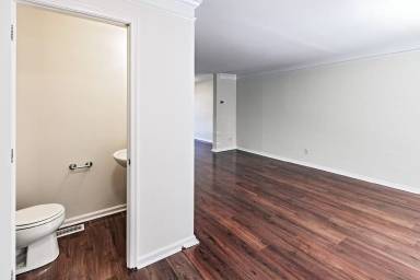 Main picture of 182 Darling St