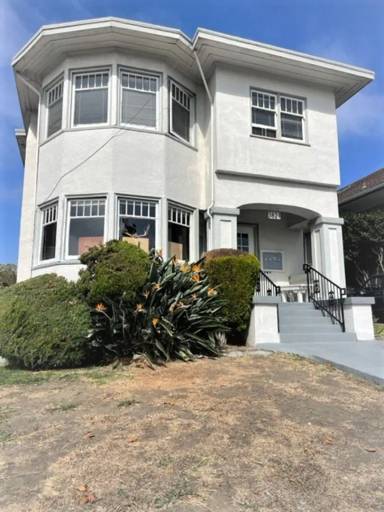 Main picture of 3821 Park Blvd