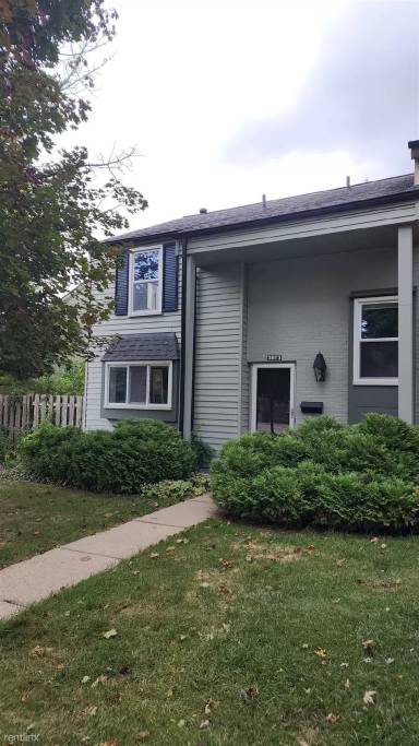 Main picture of 3621 Burbank Dr