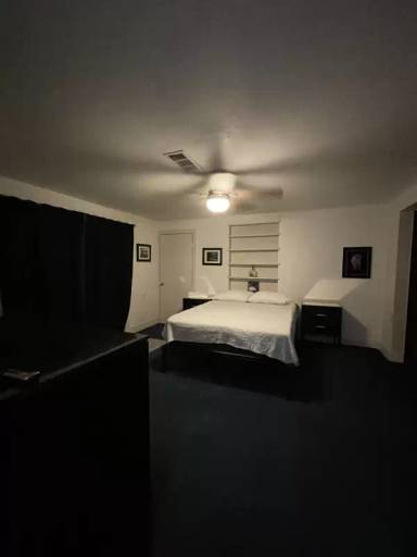 Main picture of 1345 N Van Ness Ave
