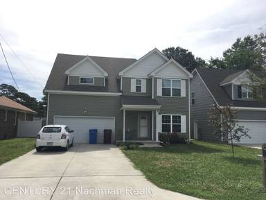 Main picture of 1302 Hawthorne Dr