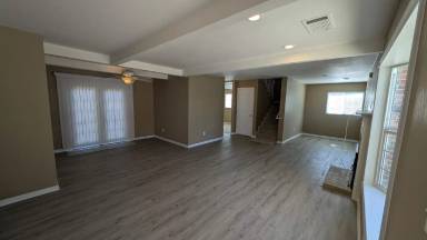 Main picture of 2850 Estates Dr