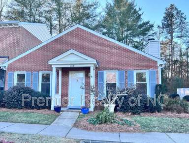 Main picture of 319 Oak Arbor Ln