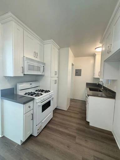 Main picture of 10560 Sherman Grove Ave