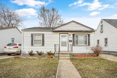Main picture of 13119 Sherman Ave