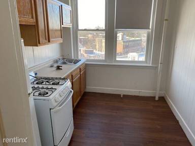 Main picture of 1820 Commonwealth Ave