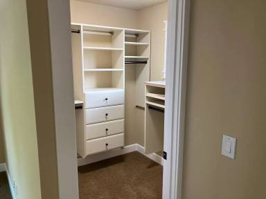 Main picture of 2612 NE Park Dr