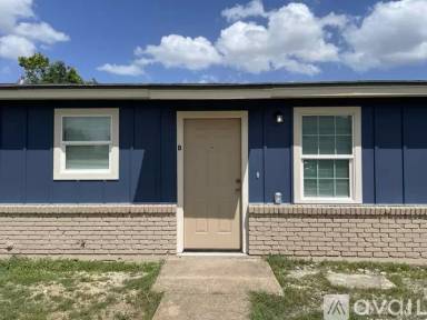 Main picture of 213 Marston Ave