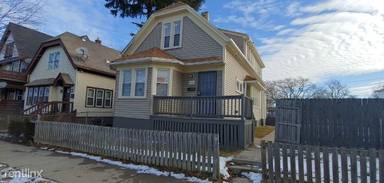 Main picture of 2650 N Dr William Finlayson St