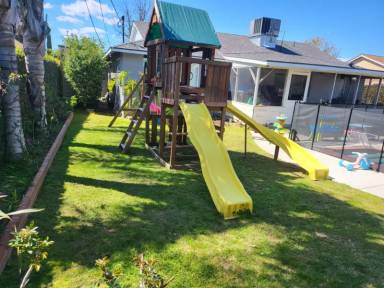 Main picture of 6648 Dannyboyar Ave