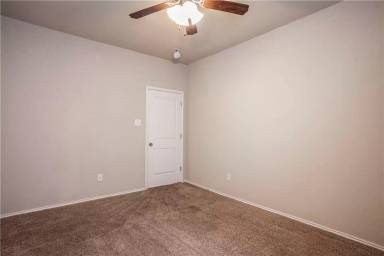 Main picture of 323 French Ave
