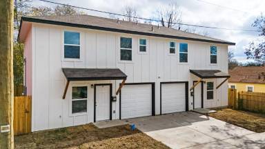 Main picture of 304 Blair St