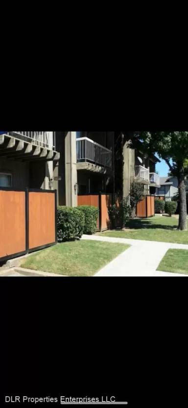 Main picture of Lakewood Gardens