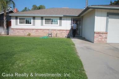 Main picture of 4524 N Warren Ave