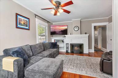 Main picture of 4257 Beverly Ave