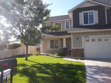 Main picture of 4029 E Race St