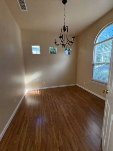 Main picture of 8259 Lauffer Way