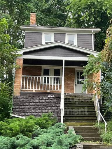 Main picture of 1018 Bellaire Ave