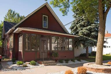 Main picture of 1114 23rd Ave NE