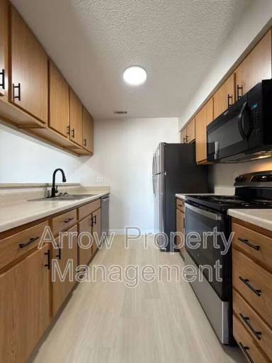 Main picture of 2330 N 44th St