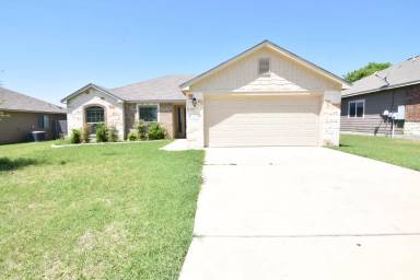 Main picture of 516 Prairie Lark Dr