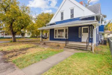 Main picture of 1303 W University Ave