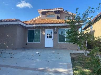 Main picture of 2965 Hampshire Cir