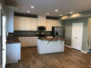 Main picture of 2104 Pointe View Dr