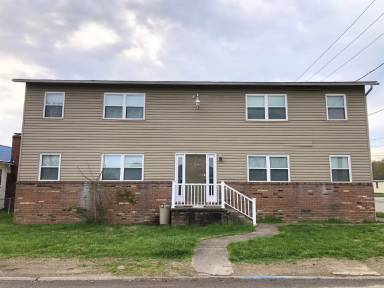 Main picture of 124 Spruce Street - D