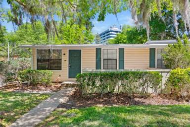Main picture of 2490 SW 14th Dr