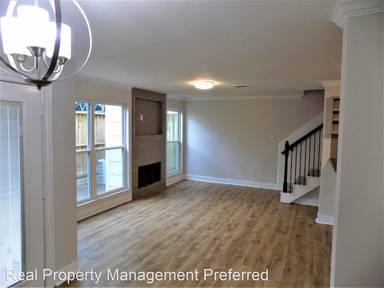 Main picture of 711 Worthshire St
