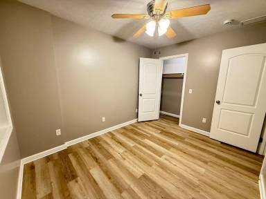 Main picture of 35-37 Wwood Dr