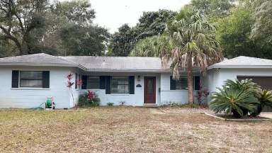 Main picture of 105 Waynel Cir SE