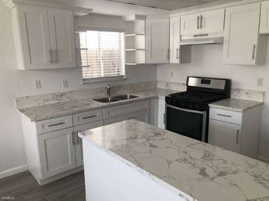 Main picture of 655 W 14th St