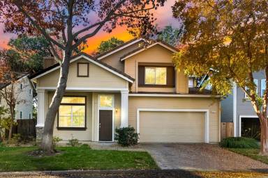 Main picture of 347 Coventry Cir