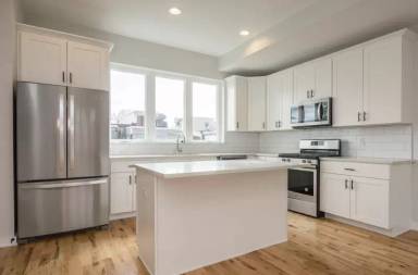 Main picture of 2534 Alter St