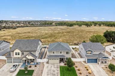 Main picture of 7856 Luminary Ln