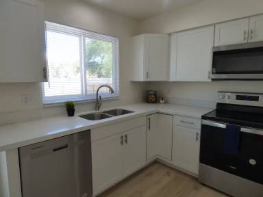 Main picture of 6225 S Parkside Dr