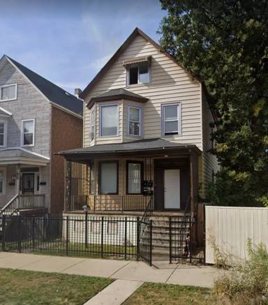 Main picture of 8320 S Muskegon Ave